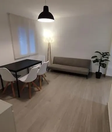 Moderno A 1km De גרנדה