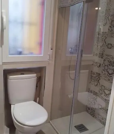 Moderno A 1km De Apartment