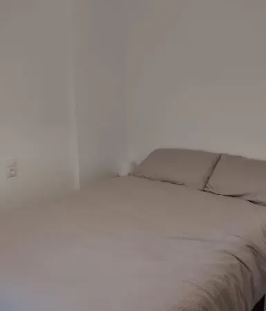 Moderno A 1km De Apartment *