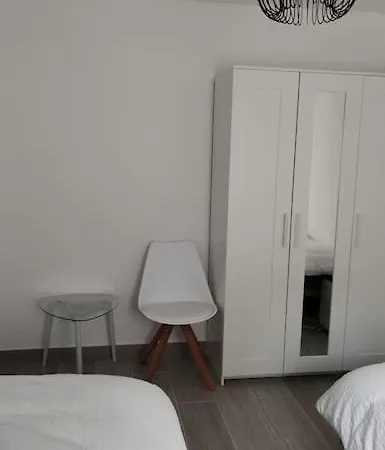 Apartment Moderno A 1km De Granada